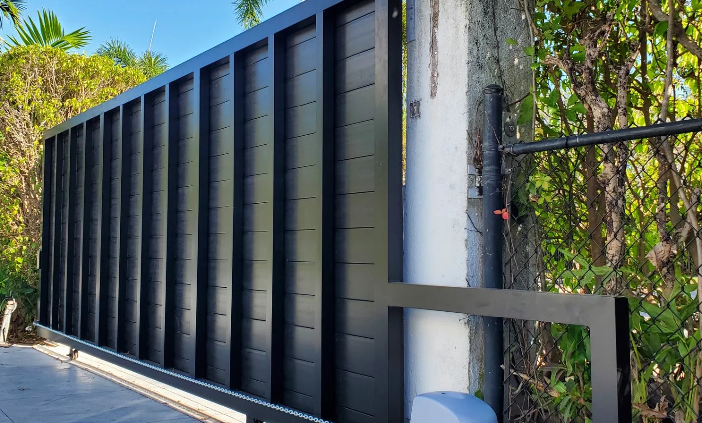 Sliding Gate Operator Installation in Miami: Design, Safety, and Service