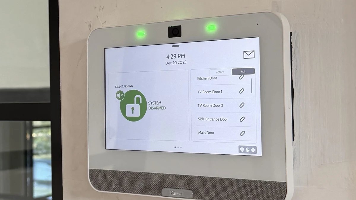 Burglar Alarm Installation in Miami: Plan Detection and Daily Arming