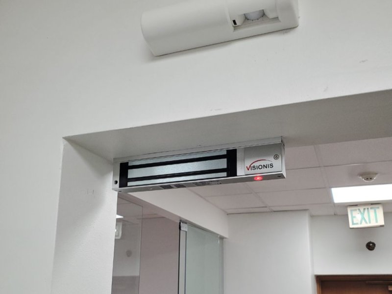Magnetic Lock Glass Door Installation
