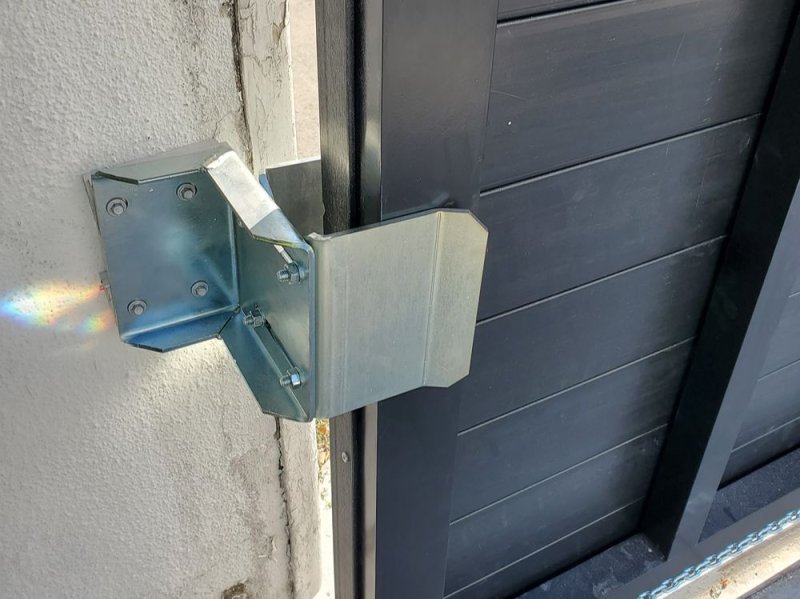 Automatic Gates Hardware Repair and Maintenance