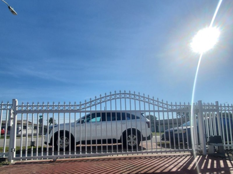 Sliding Gate Maintenance and Repair
