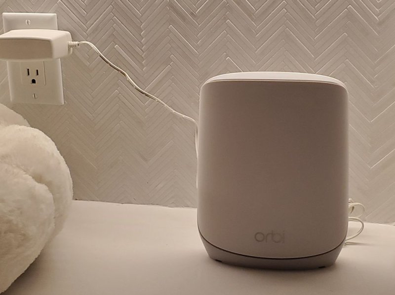 Orbi Mesh Wi-Fi Router
